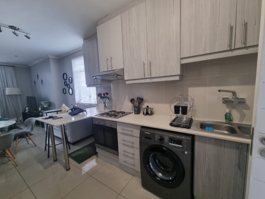 2 Bedroom Property for Sale in Durbanville Western Cape
